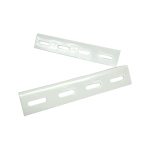 เหล็กฉากเจาะรูหน้าเท่า PK สีขาว ขนาด 1.50 x 1.50 นิ้ว หนา 2.00 มม. มอก.