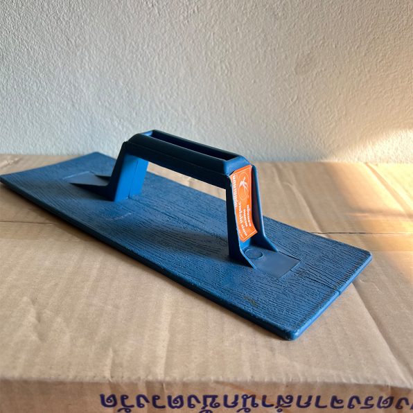 เกรียงขัดมัน PVC ตรา นกนางแอ่น สีดำ สีฟ้า รูป2